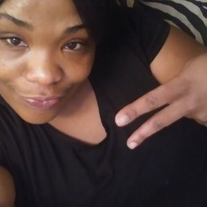 Meet your Posher, Desirie